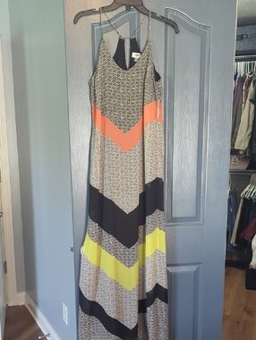 Old Navy Patterned Maxi Dress in Black, Coral & Yellow